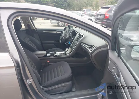 2013 Ford Fusion Se z USA, uszkodzony, nr VIN 3FA6P0HR3DR270635